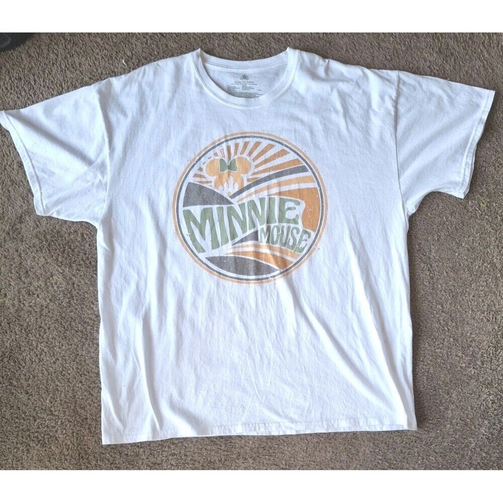 Disney Parks Minnie Mouse Graphic T-Shirt Size XXL White Crew Neck Women's